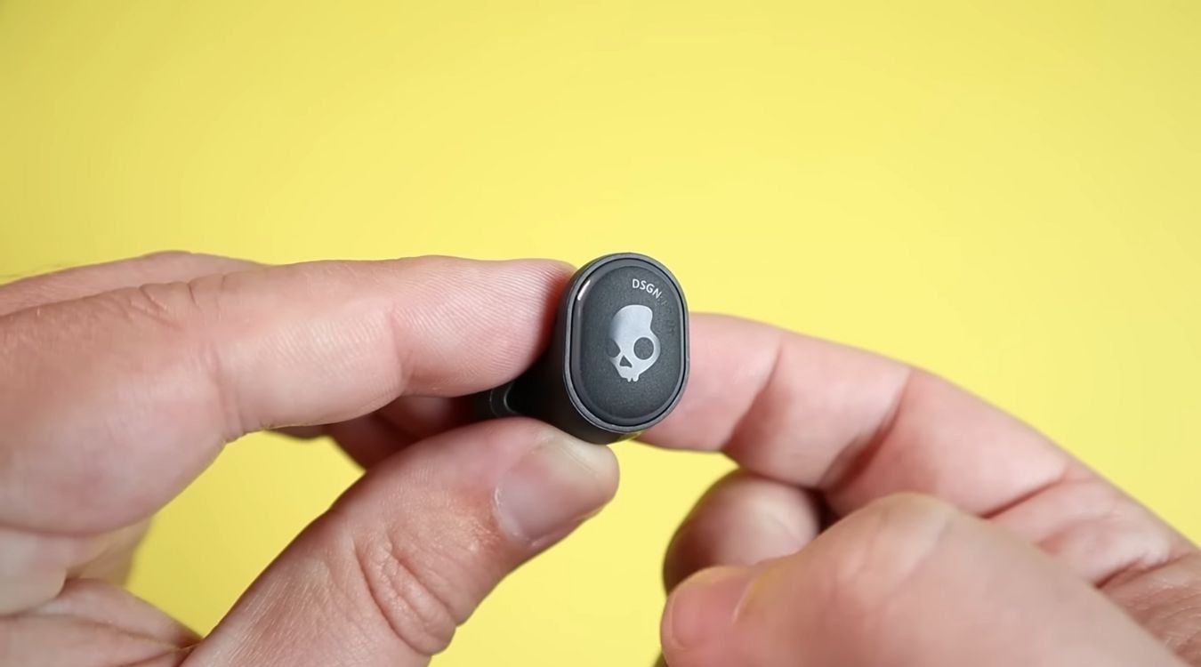 How to Pair Skullcandy Sesh Evo Wireless Earbuds TechRandm