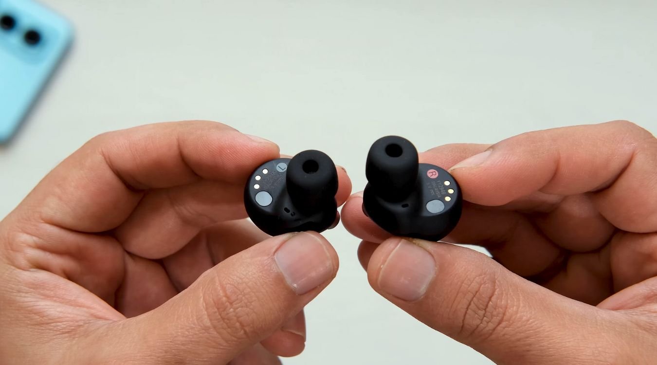 Pair sony earbuds with iphone hot sale