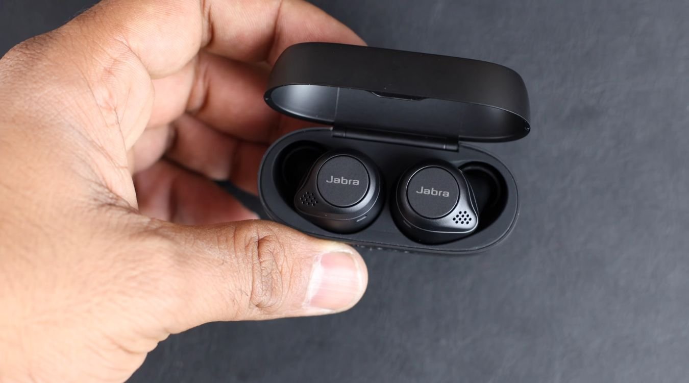 Jabra earbuds online charging