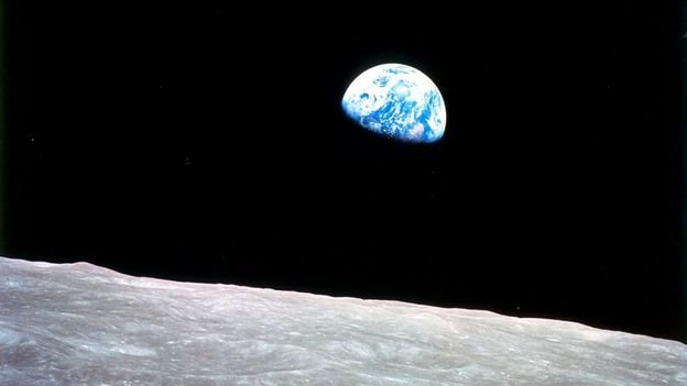 Debunking Moon Landing Conspiracy Theories with Simple Science