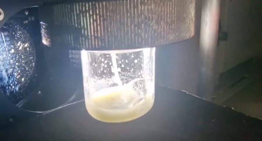 Revolutionary Light Technique Converts Carbon Dioxide into Methanol—Here’s How