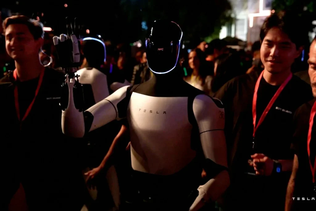 Analyst Confirms Tesla's Robots Were Really Just Remotely Controlled Dummies