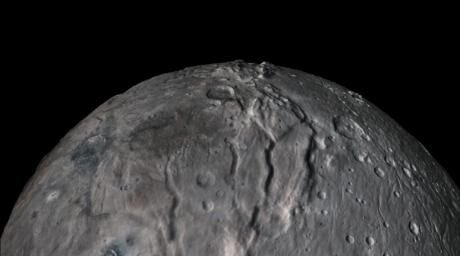 The JWST Just Discovered Something Fascinating About Pluto’s Huge Icy Moon