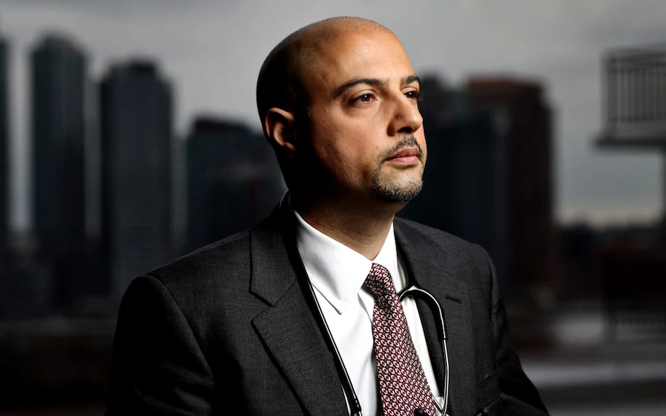 Professor of Medicine Says He's Now Convinced That Death is Reversible