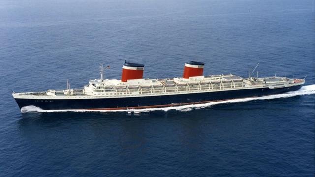 US Plans to Sink Historic Ship, Creating the World’s Largest Artificial Reef for Tourism