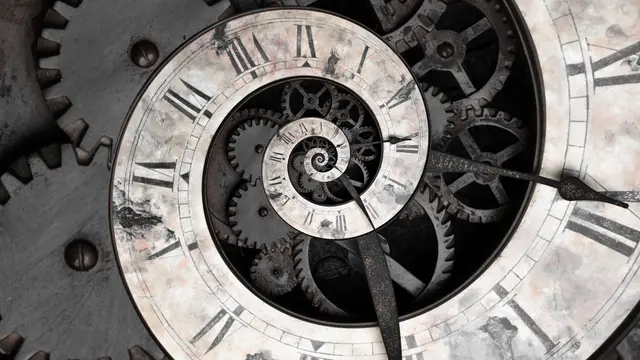 Super-Cool Photon Experiment Suggests Time Could Also Be Negative