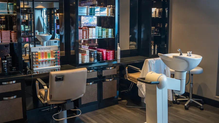 AI Social-Media Audit Worksheet for Salons