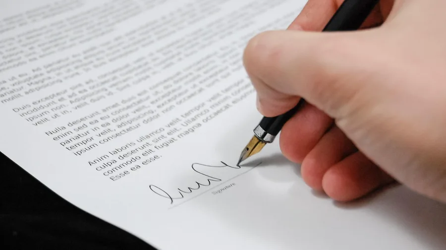 Proposal Summary: Claude Wins for Complex Deals