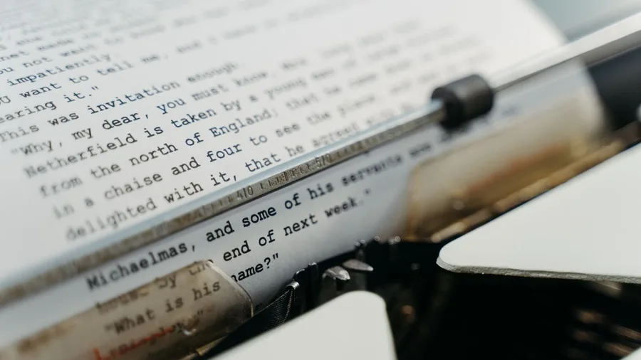 The 200-Word Flash Scene Prompt