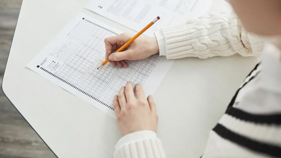 Turn a Chapter Into a Quiz in the Chat